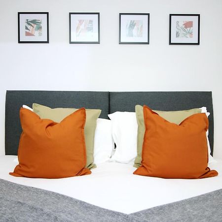 No 49 City Apartments, Perfect For Business And Leisure Stays, 10 Min Drive Into City Centre, Easy Access To Local Transport, 1Br And 2Br Available, Free Parking Cardiff Zewnętrze zdjęcie