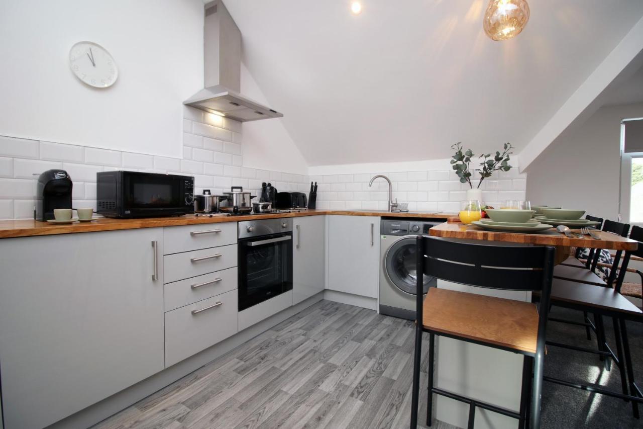 No 49 City Apartments, Perfect For Business And Leisure Stays, 10 Min Drive Into City Centre, Easy Access To Local Transport, 1Br And 2Br Available, Free Parking Cardiff Zewnętrze zdjęcie