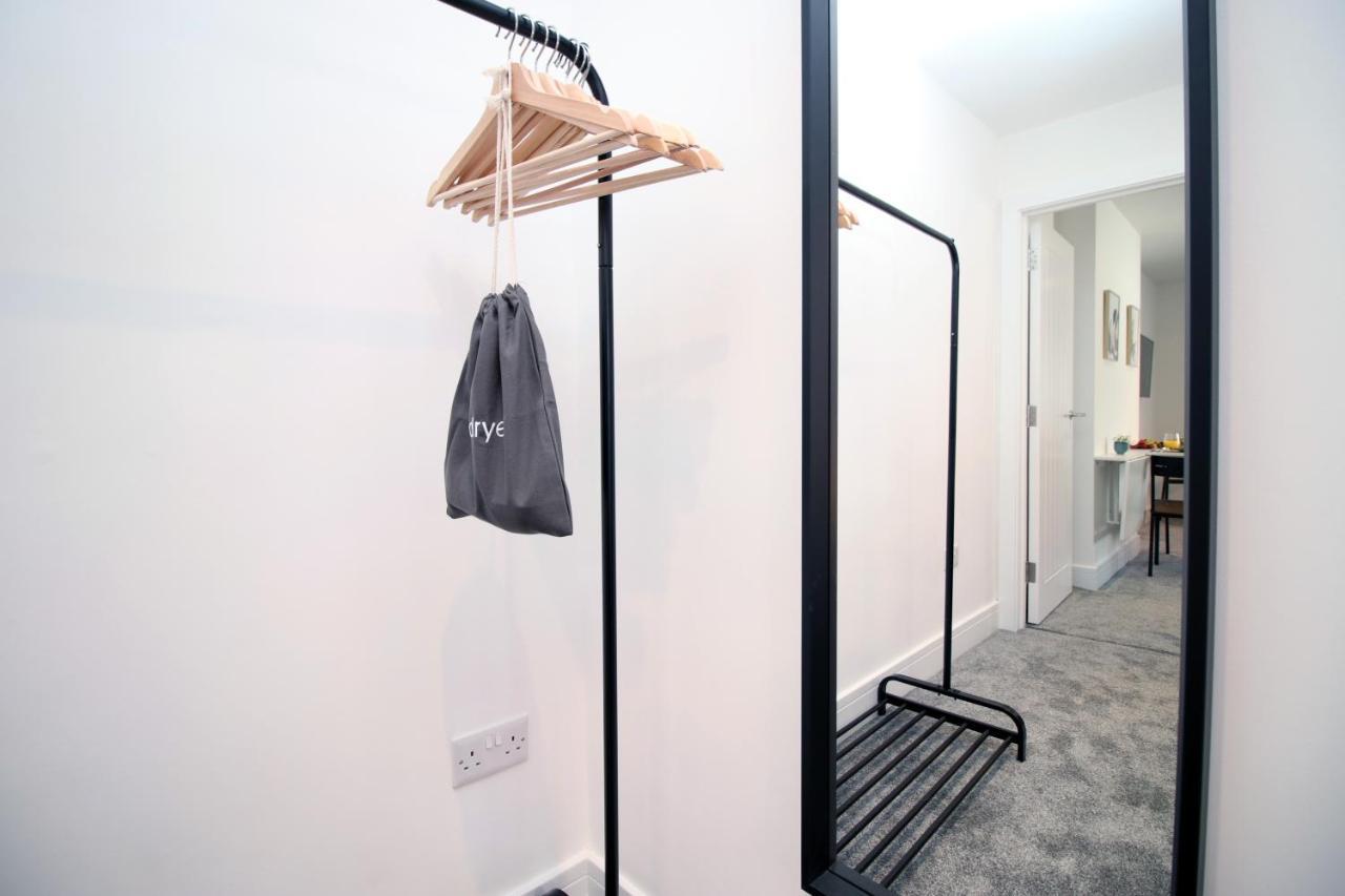 No 49 City Apartments, Perfect For Business And Leisure Stays, 10 Min Drive Into City Centre, Easy Access To Local Transport, 1Br And 2Br Available, Free Parking Cardiff Zewnętrze zdjęcie