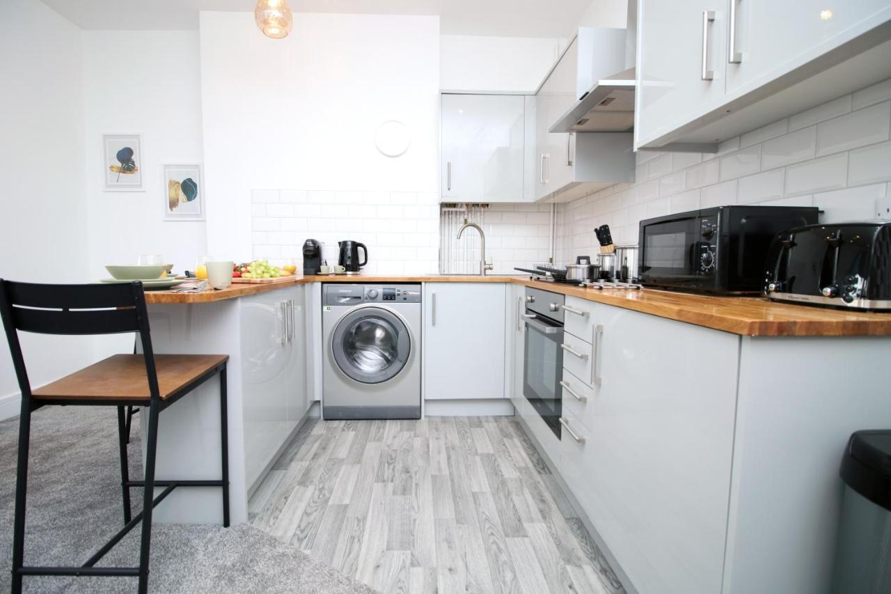 No 49 City Apartments, Perfect For Business And Leisure Stays, 10 Min Drive Into City Centre, Easy Access To Local Transport, 1Br And 2Br Available, Free Parking Cardiff Zewnętrze zdjęcie