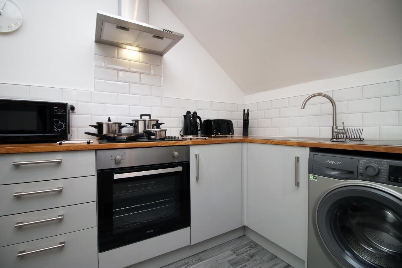 No 49 City Apartments, Perfect For Business And Leisure Stays, 10 Min Drive Into City Centre, Easy Access To Local Transport, 1Br And 2Br Available, Free Parking Cardiff Zewnętrze zdjęcie