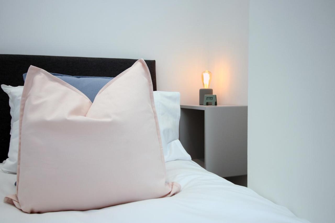 No 49 City Apartments, Perfect For Business And Leisure Stays, 10 Min Drive Into City Centre, Easy Access To Local Transport, 1Br And 2Br Available, Free Parking Cardiff Zewnętrze zdjęcie