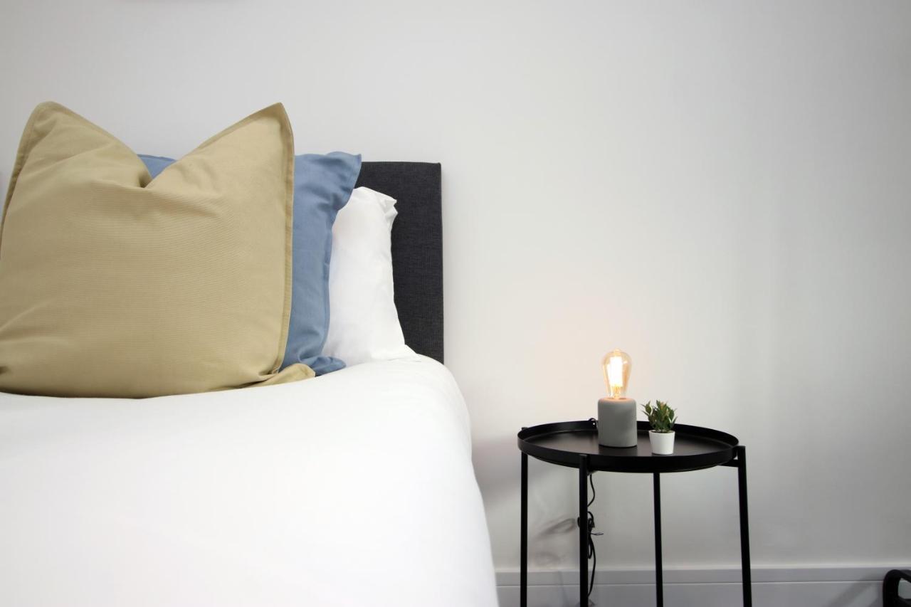 No 49 City Apartments, Perfect For Business And Leisure Stays, 10 Min Drive Into City Centre, Easy Access To Local Transport, 1Br And 2Br Available, Free Parking Cardiff Zewnętrze zdjęcie